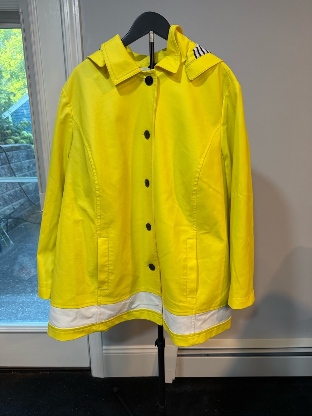 Talbots Woman, Hooded Raincoat with navy nautical accents, Size 3X